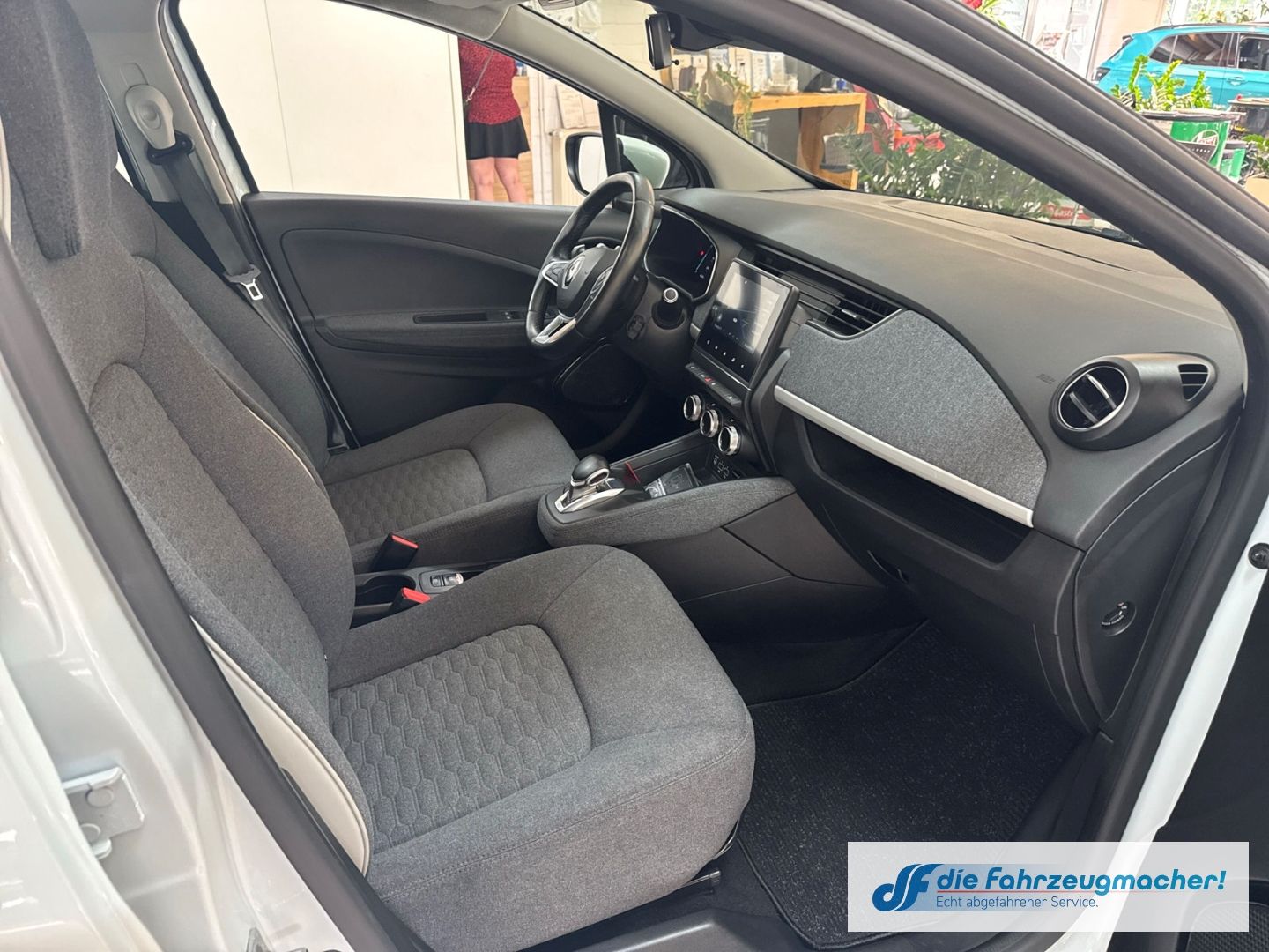 Fahrzeugabbildung Renault ZOE Experience R110 Navi Digitales Cockpit LED A