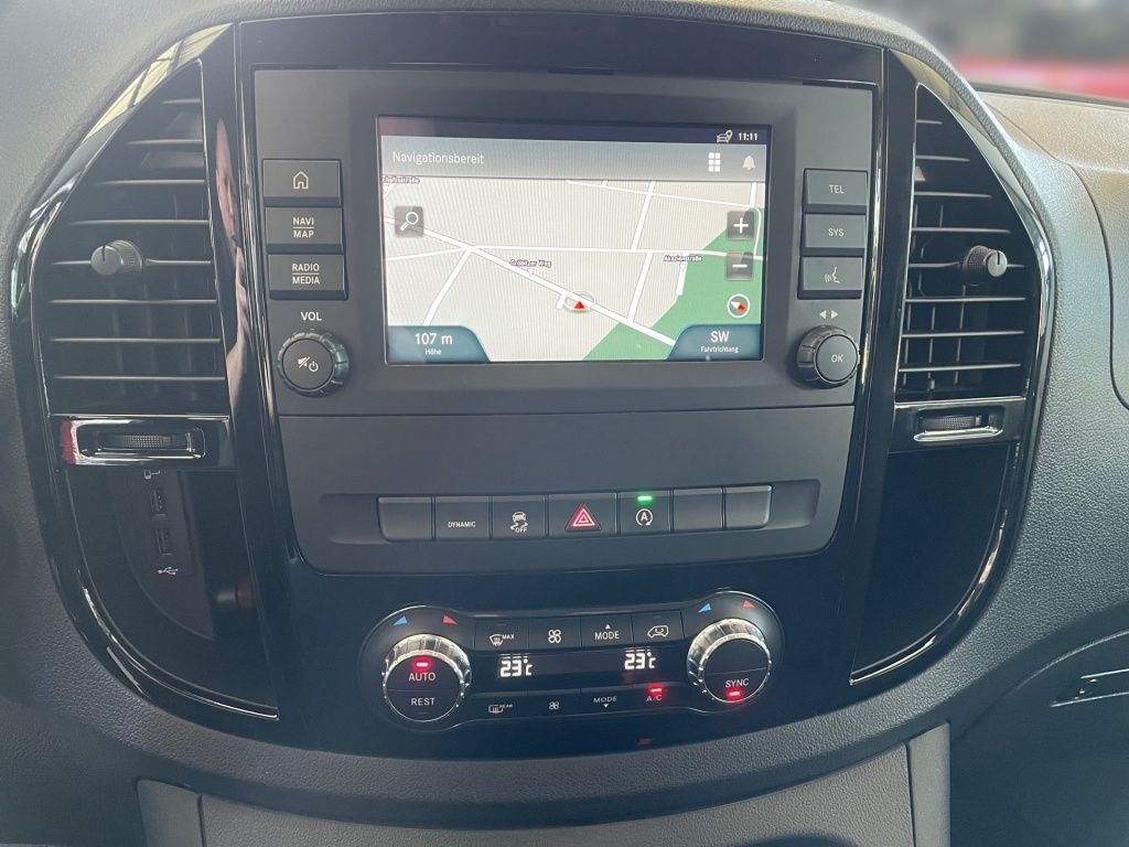 Fahrzeugabbildung Mercedes-Benz Vito 119 CDI 4x4 Mixto Lang LED, NAVI, SHZ