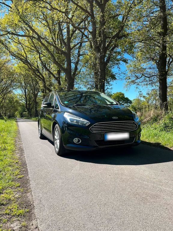 Image of Ford S-Max