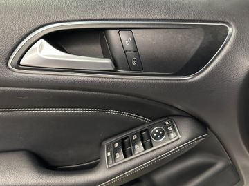 Mercedes-Benz B 200 CDI  d *2. Hand*LED*Klima*SHZ*Navi*Kamera