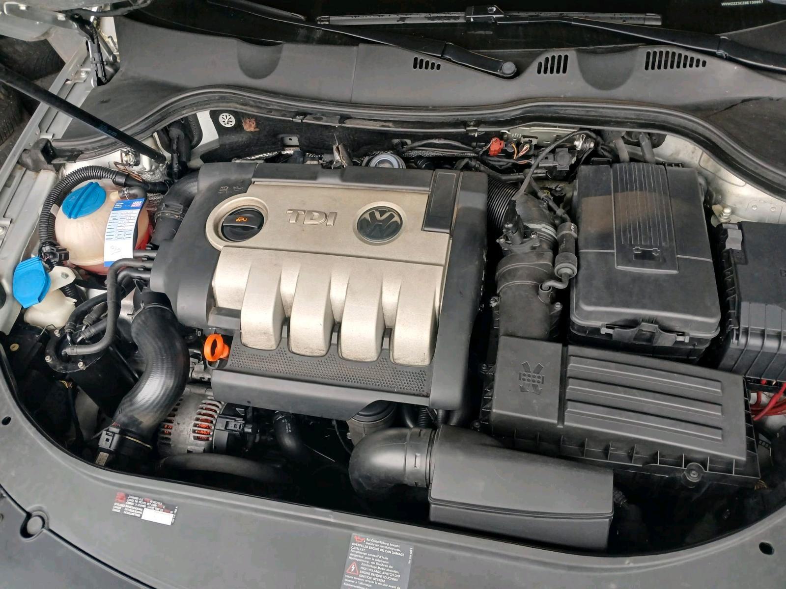 Volkswagen Passat 2005 — photo 11