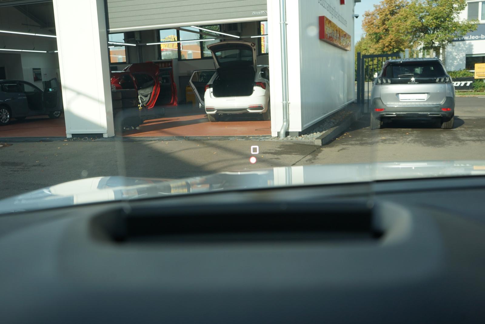 Citroën C4 1.2 12V e-THP Plus LED Navi ACC Totwinkel