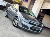 Opel Astra 1.6 Twinport Sport *1.HAND* (ERST 122Tkm) - Opel Astra aus 2004: 1.6