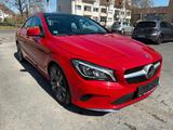 Mercedes-Benz CLA 220 Urban +NAVI+KAMERA+LED+PANORAMA-SD - Mercedes-Benz CLA 220 mit Diesel-Antrieb
