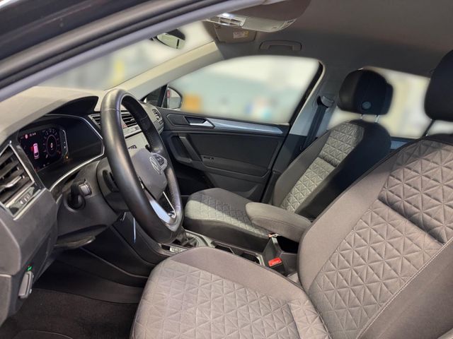 Tiguan Life 1.4 eHybrid DSG LED Matrix Navi AHK