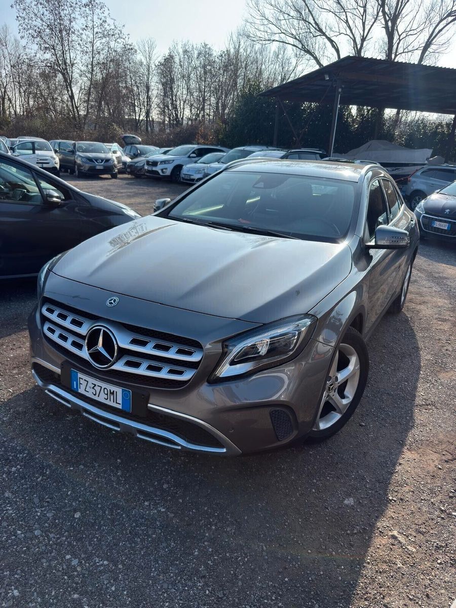 MERCEDES-BENZ Mercedes-benz GLA 180 Premium
