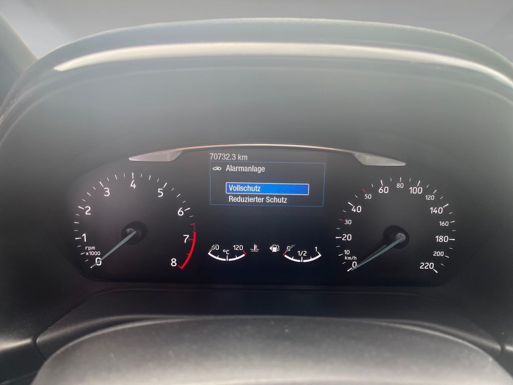 Ford Fiesta 1.0 EcoBoost S&S ST-LINE – Bild 12