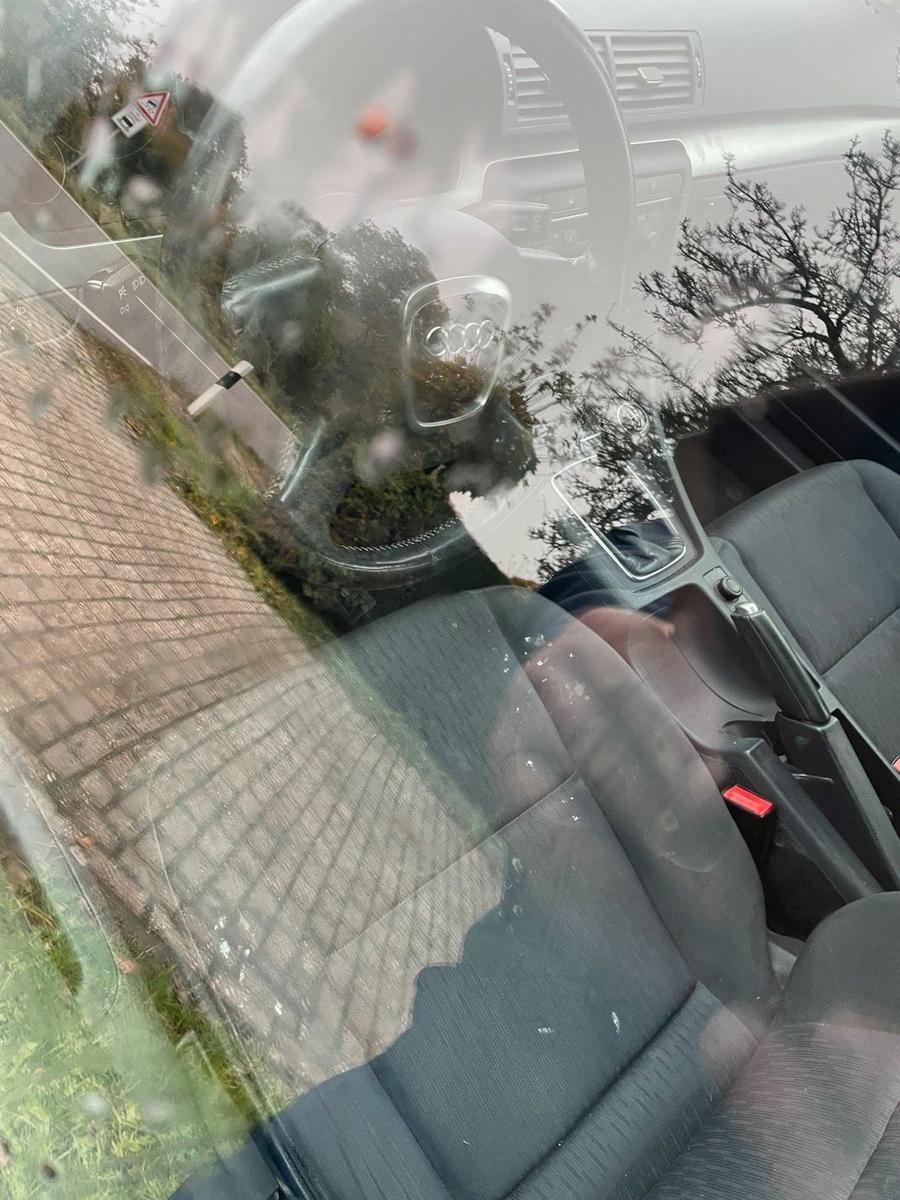 Audi A4 2005 — photo 5