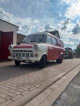 Ford Transit Feuerwehr - Ford Transit Feuerwehr mit Benzin-Antrieb