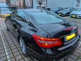 Mercedes-Benz E 350 Coupé E 350 CDI BlueEFFICIENCY AVANTG.... - Mercedes-Benz E 350 mit Diesel-Antrieb: Coupe
