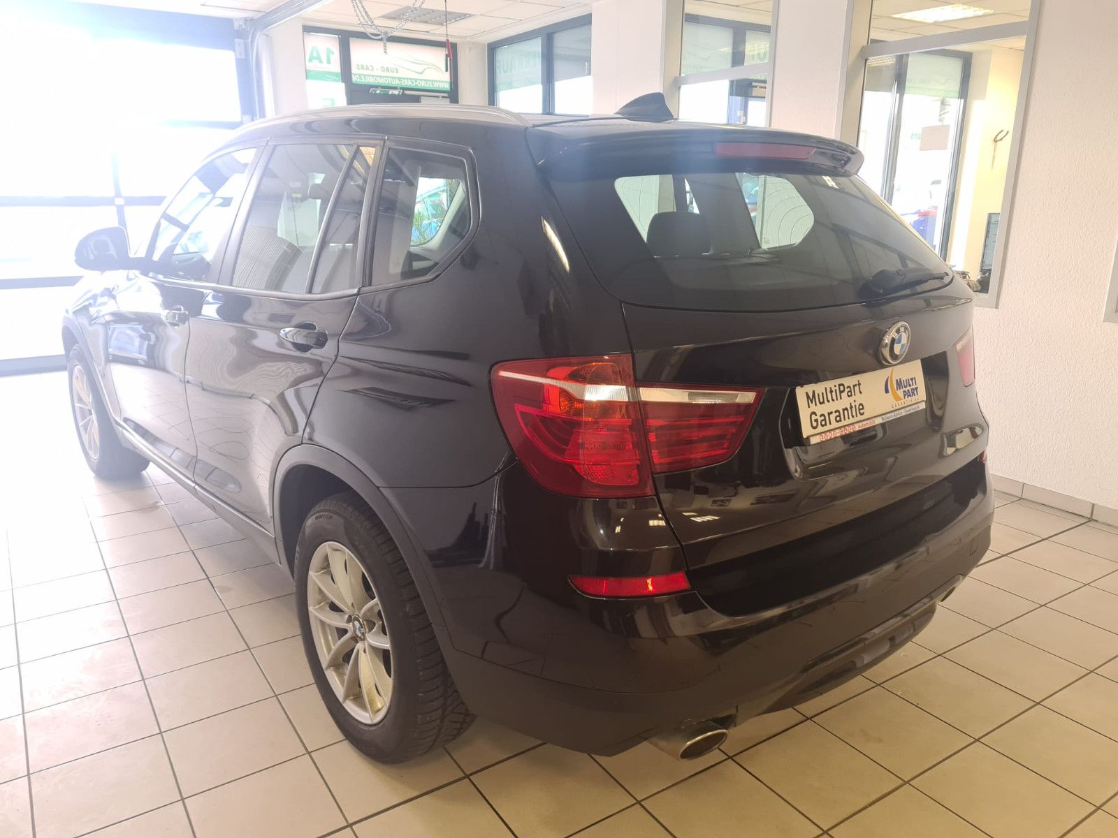 Fahrzeugabbildung BMW X3 xDrive 20 d Advantage / 1. Hand / PANO /