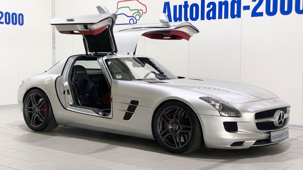 Mercedes-Benz SLS AMG