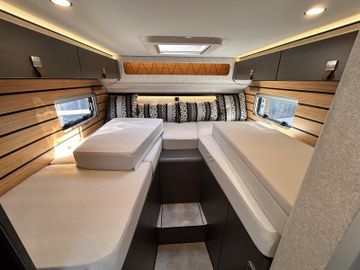 HYMER  ERIBA  HYMERCAR ML-T Xperience 570 CLESANA SOLAR LED Winterpaket