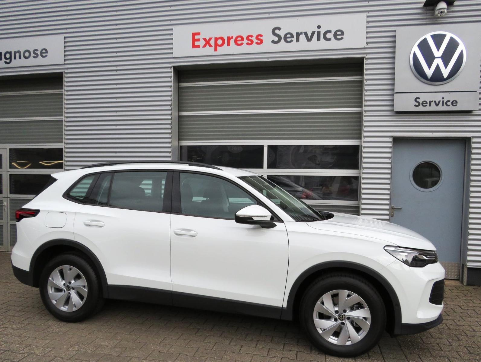 Volkswagen Tiguan 1.5 eTSI DSG  Basis/DAB+/Assistenzpaket/P