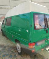 Volkswagen T4 Caravelle 2.4 D Standard - Volkswagen T4 Caravelle: Grün