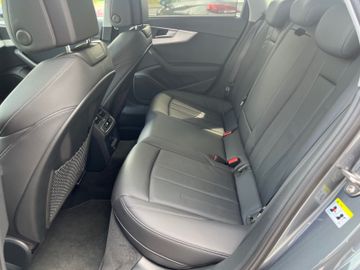 Fahrzeugabbildung Audi A4 Avant45TDI quattro SLine Virtuell Leder Sport