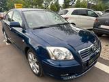 Toyota Avensis Executive 2.4-l-VVT-i Automatik - Toyota Avensis: Limousine