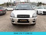 Hyundai Tucson 2.0 GLS*SERVICE NEU*TÜV NEU*KLIMA*AHK* - Hyundai Gebrauchtwagen von 2009