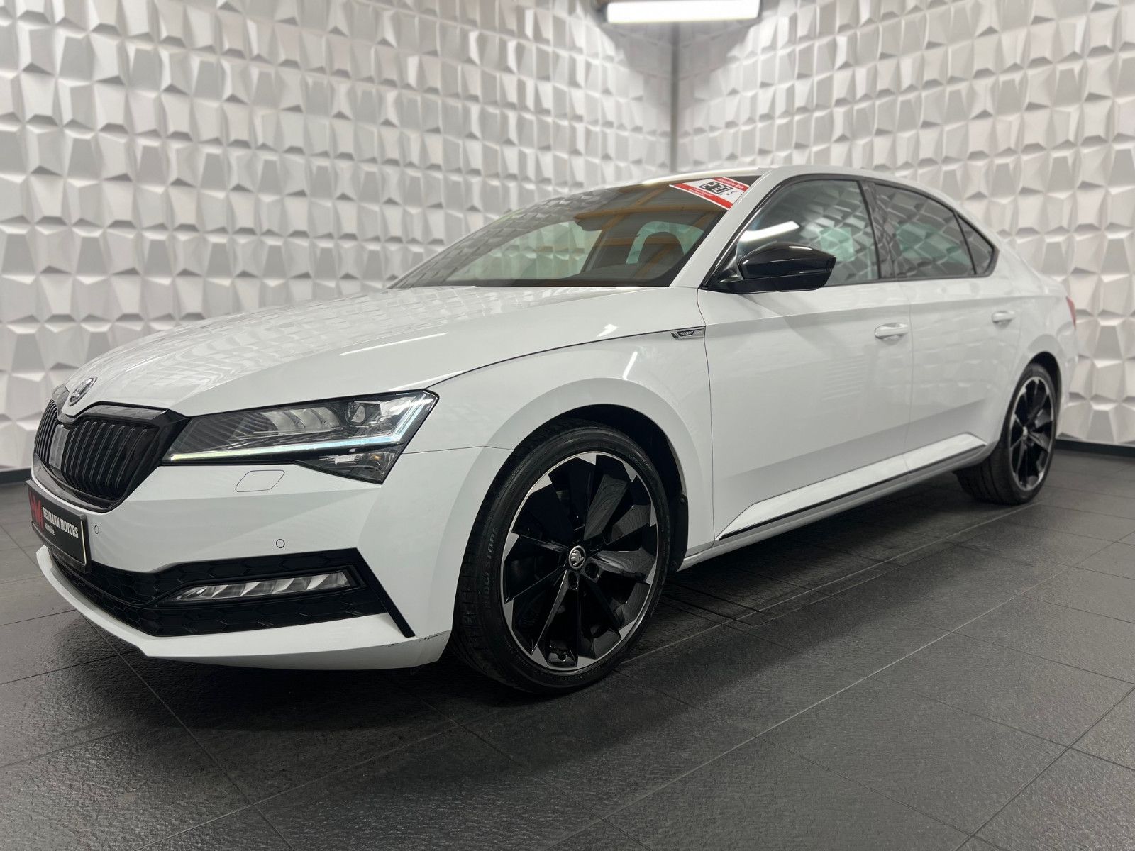 Skoda Superb Lim. 1.5 TSI Sportline LED ACC Nav Kam foto 1