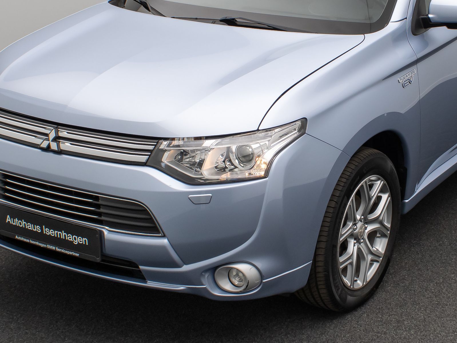 Fahrzeugabbildung Mitsubishi Outlander PHEV Instyle 4WD Kamera Soundsystem LM