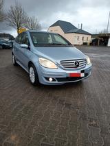 Mercedes-Benz 200 - gebrauchte Mercedes-Benz 200 aus dem Jahr 2008