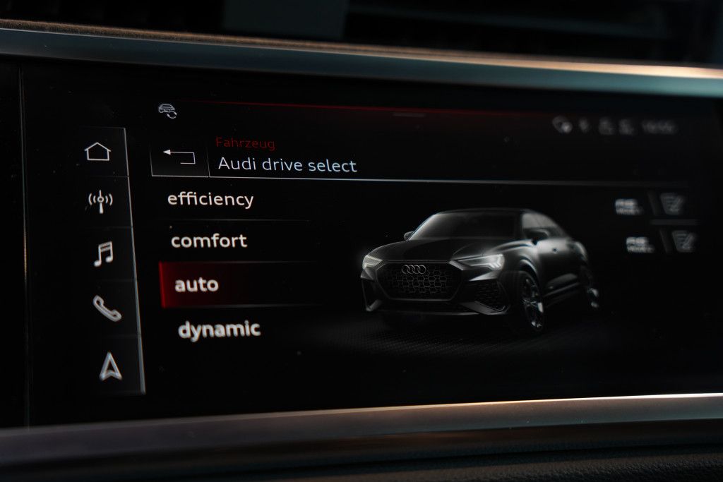 Audi Rsq3