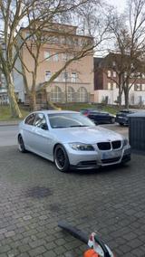 BMW E90 325I - BMW 325 in Herne