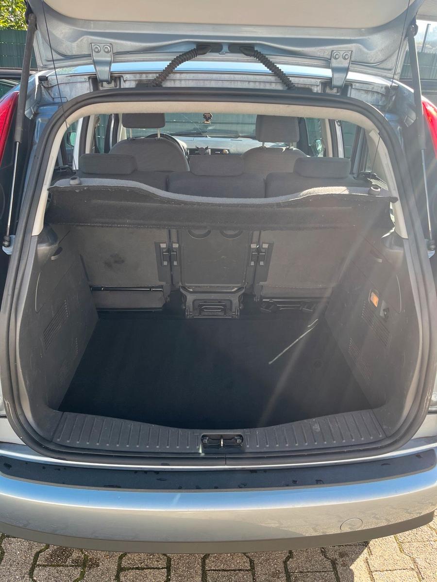 Ford C-MAX 2005 — photo 11