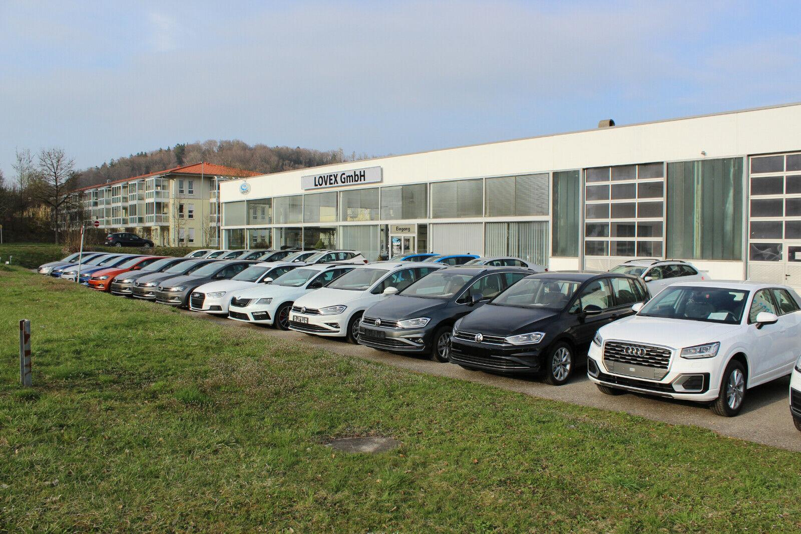 showroom-image-bottom