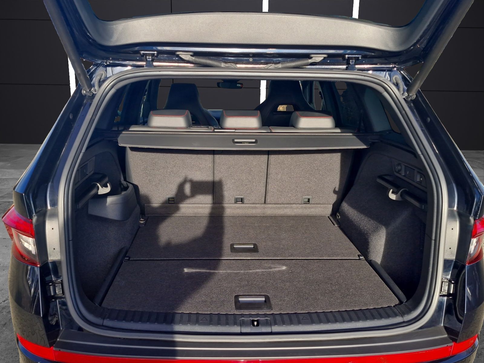 Fahrzeugabbildung SKODA Kodiaq 2.0TDI 4x4  RS DSG KAMERA PANORAMADACH