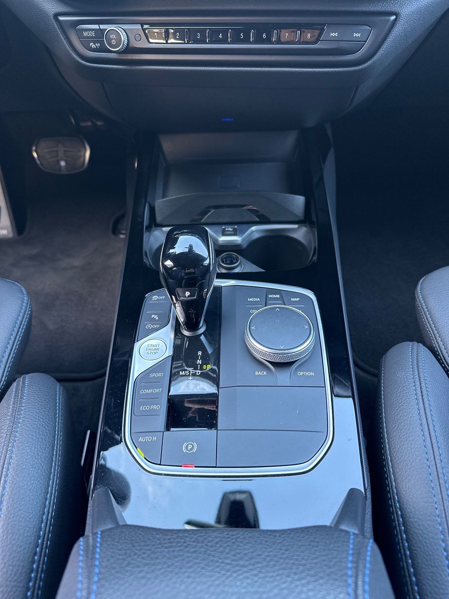 Fahrzeugabbildung BMW 120 d xDrive Aut. M Sport NAV+LED+SHZ+KAM+DAB