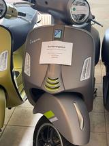 Vespa GTS Super Tech 125 Tageszulassung wg E5 - VESPA GTS 125 SUPER TECH
