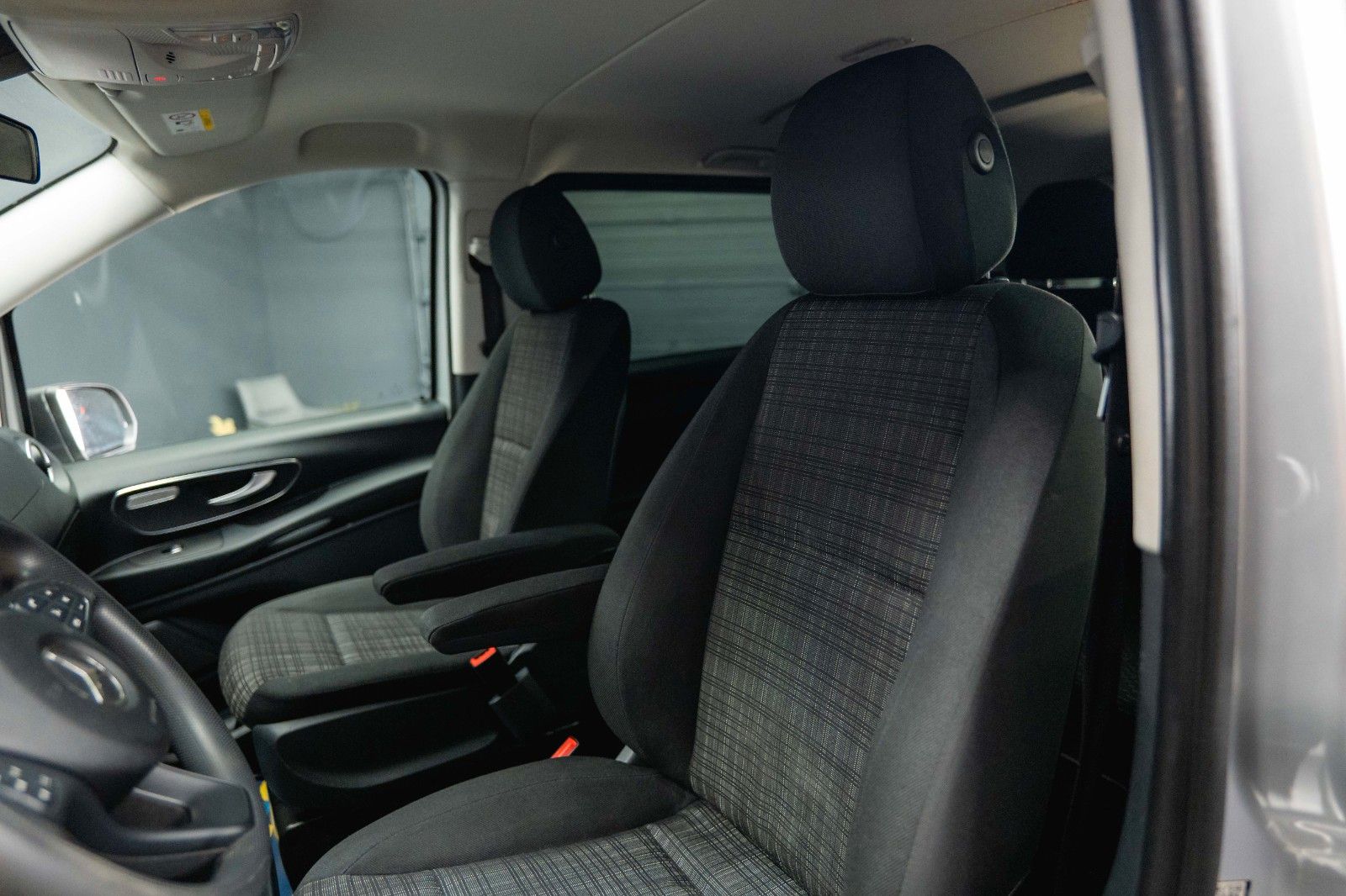 Fahrzeugabbildung Mercedes-Benz Vito Mixto 119 CDI 4MATIC kompakt *LED*Kamera*