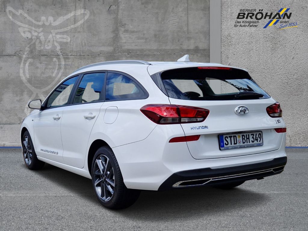 Fahrzeugabbildung Hyundai i30 Kombi 1.0 T-GDI 48V-Hybrid Trend + Navi