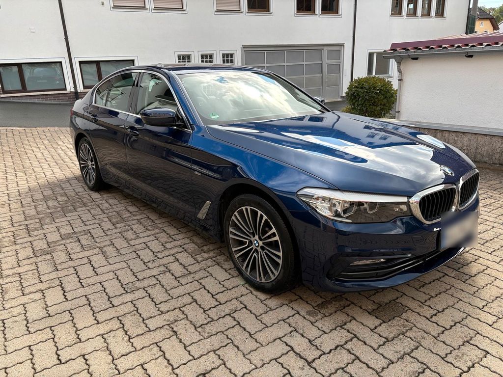Image of BMW 530