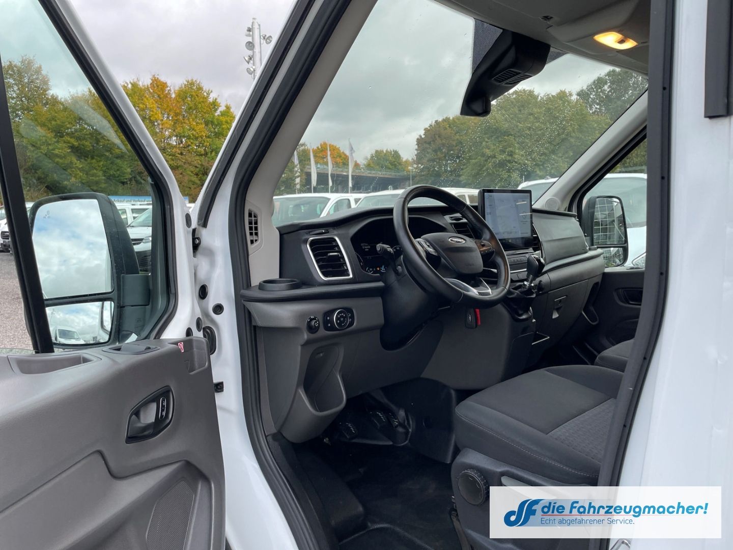 Fahrzeugabbildung Ford Transit Kasten 350 L2 Trend Klimaautom DAB Totwi