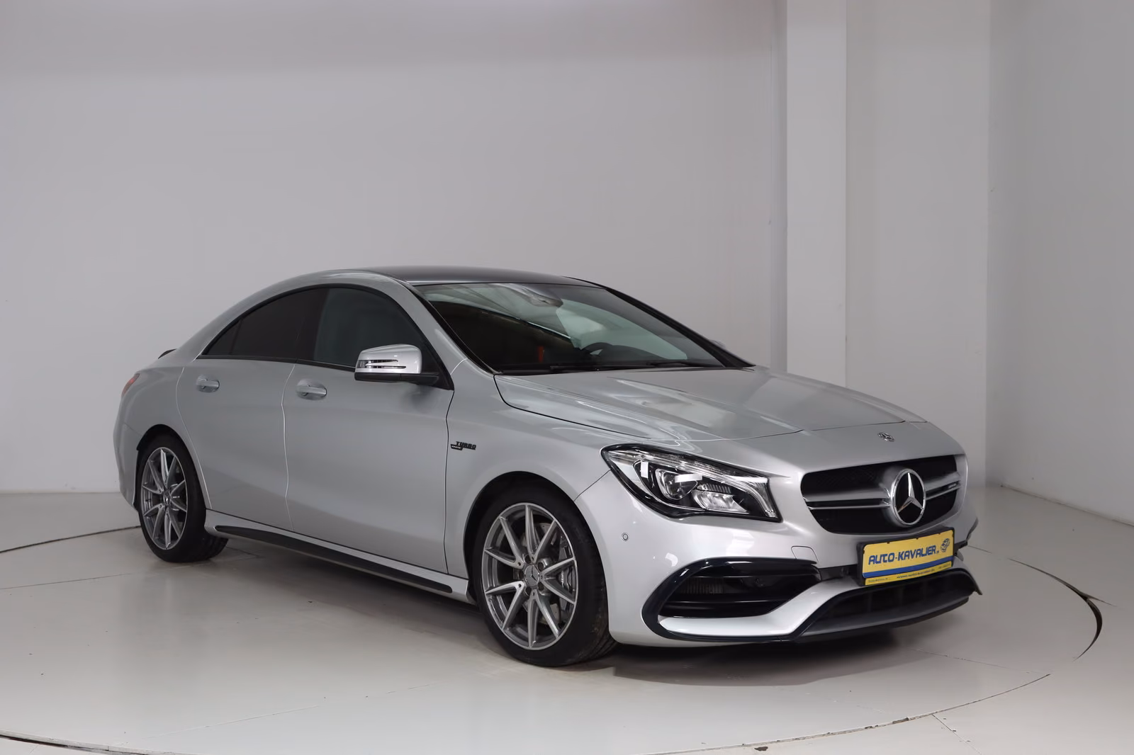 Mercedes-Benz CLA 45 AMG 4Matic Coupe * Led * Navi * Alcantara