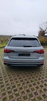 Audi A4 Avant qu S-Line AHK black S tro. - Audi: Unfallwagen
