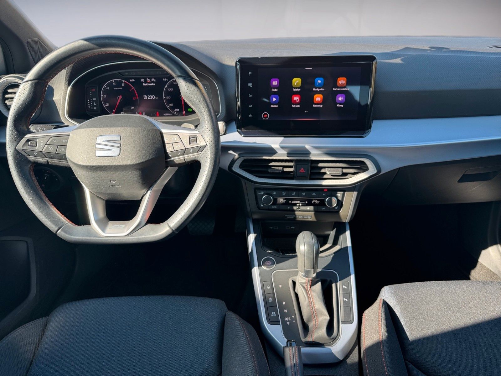 Fahrzeugabbildung SEAT Arona FR 1.5 TSI