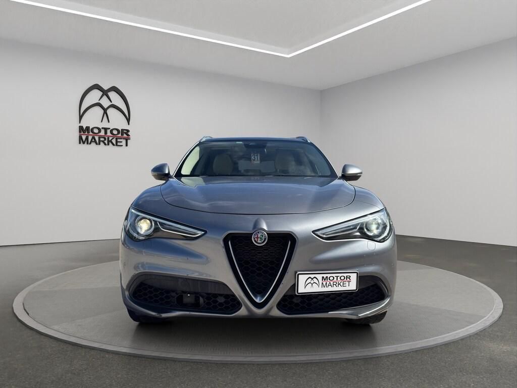 Alfa Romeo Stelvio 2.0 Turbo Ti Q4 AT8 imagem 2