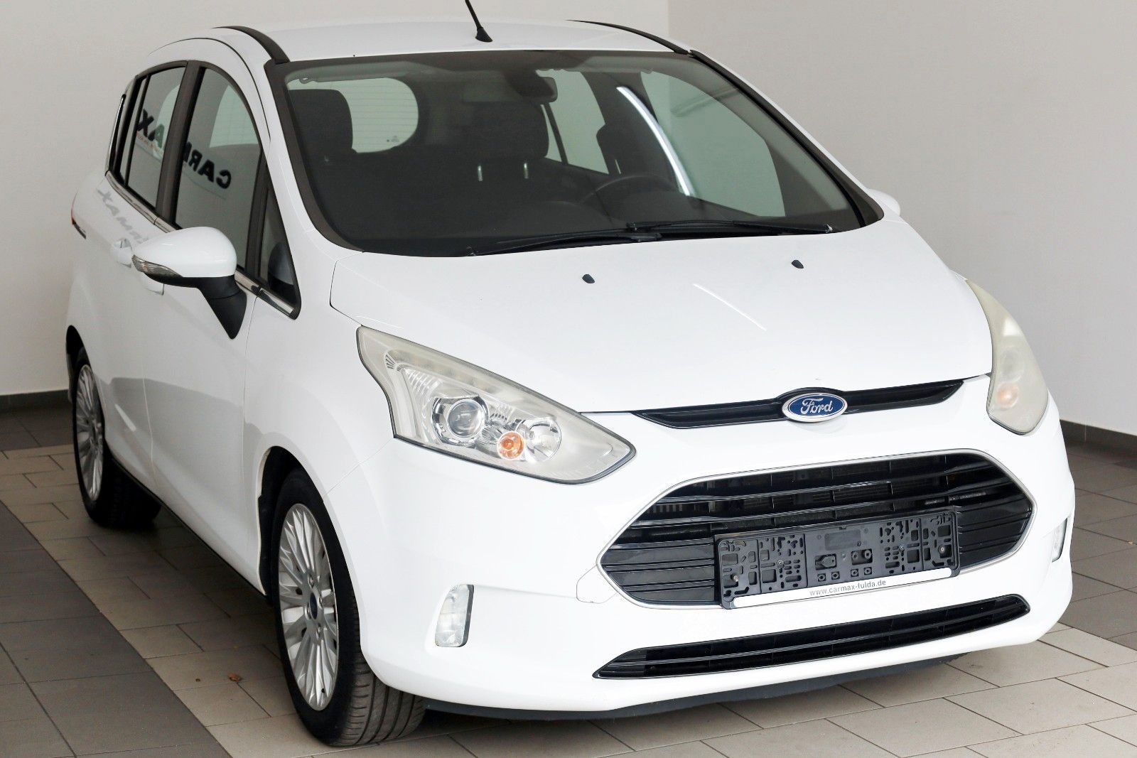 Fahrzeugabbildung Ford B-MAX Titanium SH, Cool & Sound-Paket 3,SR+WR