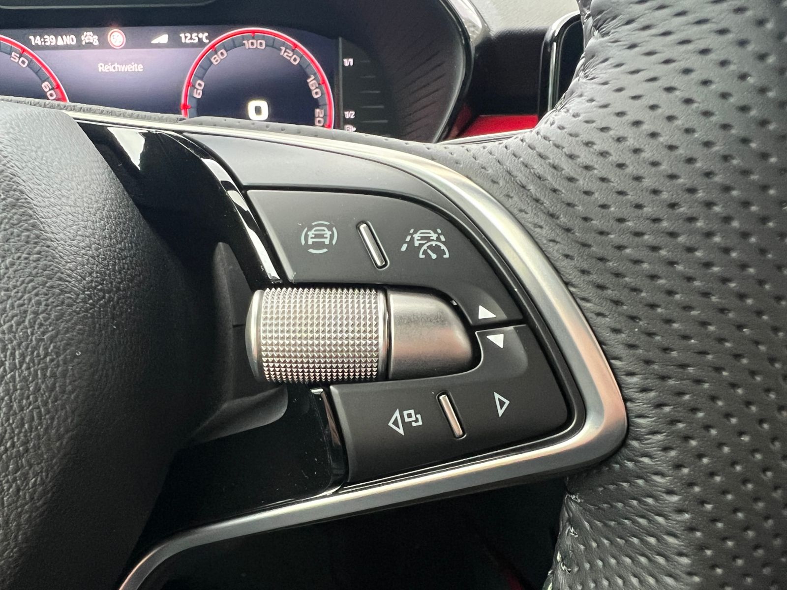 Fahrzeugabbildung SKODA Fabia Monte Carlo 1.0 TSI DSG *LED, SmartLink, K