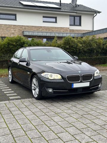 BMW 535i F10 TOP AUSSTATTUNG Soft Close, H...