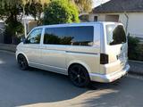 Volkswagen T5 Multivan Highline, el. Schiebetüren, u.v.m.