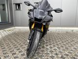 Yamaha YZF-R1M *Golden Version* Vollcarbon* Nummeriert*