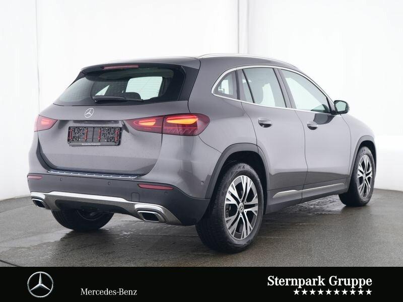 Mercedes-Benz GLA 180 Progressive+Anhängerkupplung+MBUX+LED
