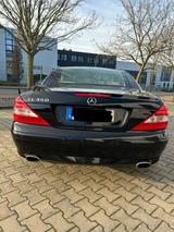 Mercedes-Benz SL 350 - - Mercedes-Benz SL 350 mit Benzin-Antrieb: Automatik