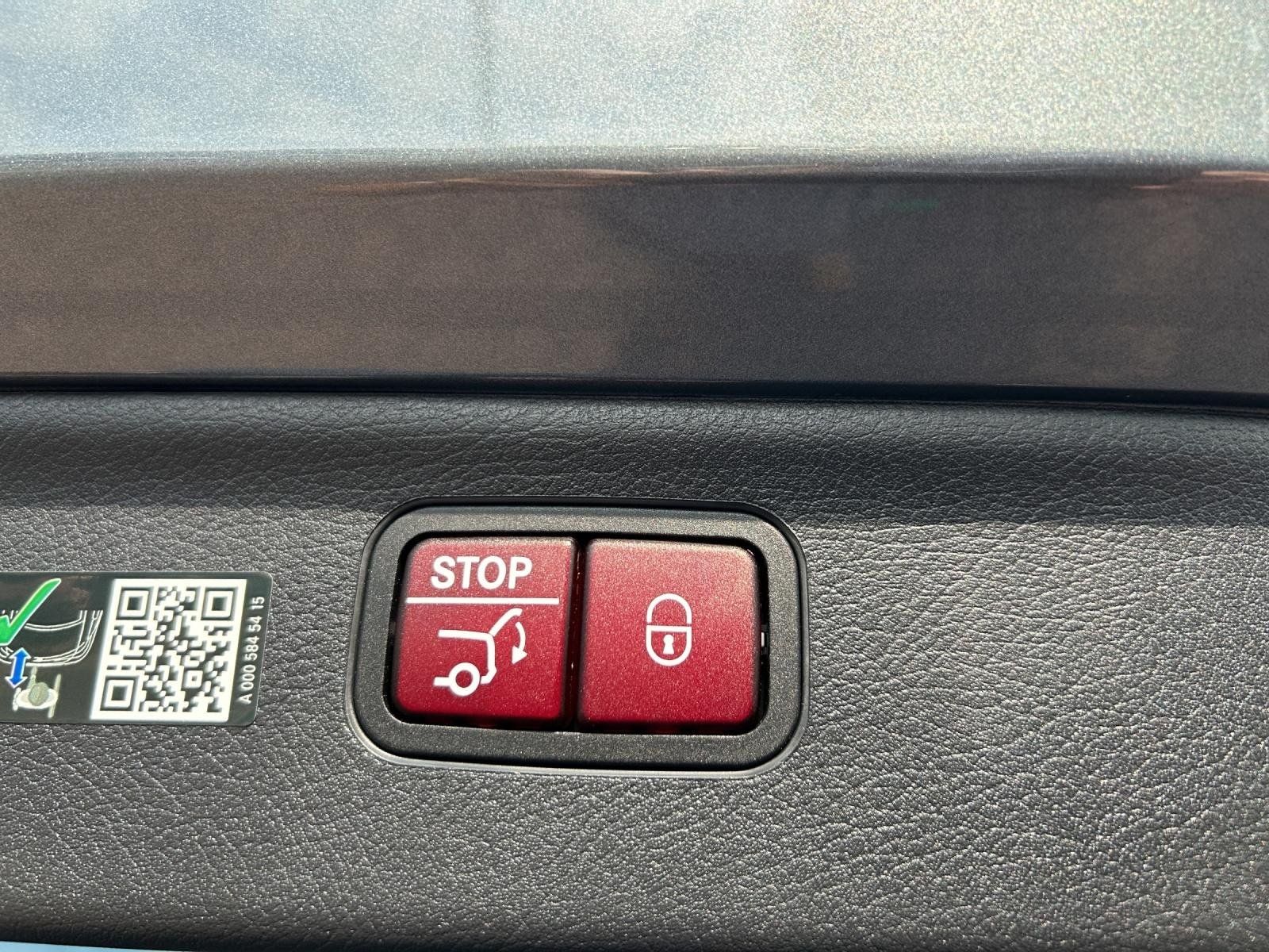 Fahrzeugabbildung Mercedes-Benz EQS 450 4M SUV Premi DISTRO Pano HYPER Sitzklima
