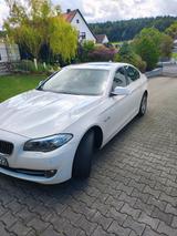 BMW 523i F10 - BMW 523: 523i F10