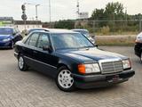 Mercedes-Benz 300 D W124 Automatik *Oldtimer*H-Kennz.*SSD* - Mercedes-Benz 300: W124